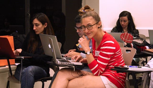 Super Fast Crash Course in R (for developers) - MachineLearningMastery.com