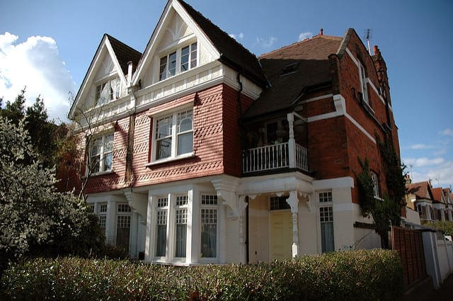 Regression Tutorial with the Keras Deep Learning Library in Python - MachineLearningMastery.com