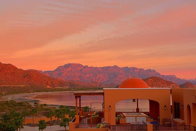 How to Reduce Variance in a Final Machine Learning Model - MachineLearningMastery.com