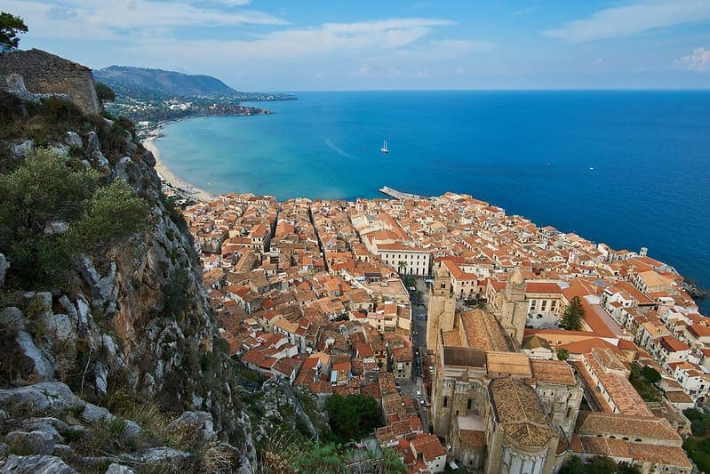 How to Combine Oversampling and Undersampling for Imbalanced Classification - MachineLearningMastery.com